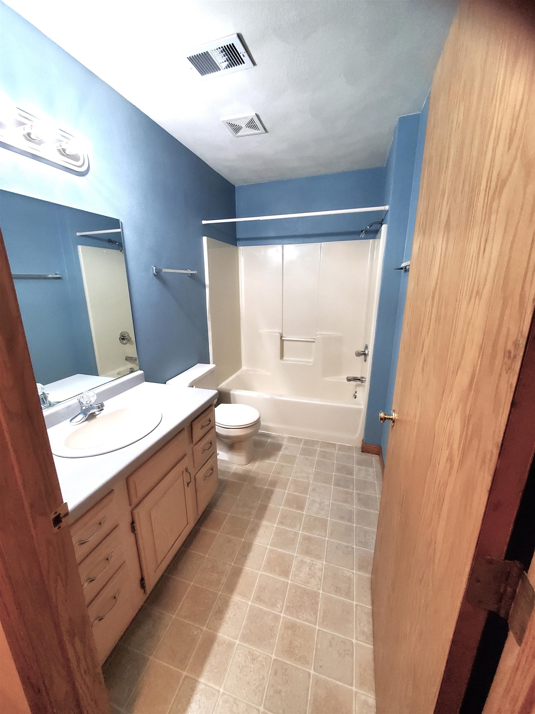 2117 CLOUDVIEW Court