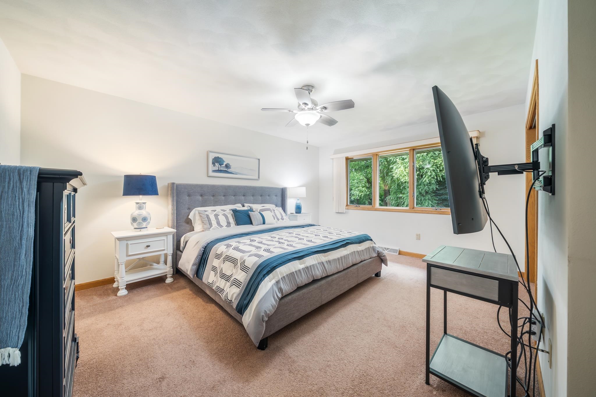 2117 CLOUDVIEW Court