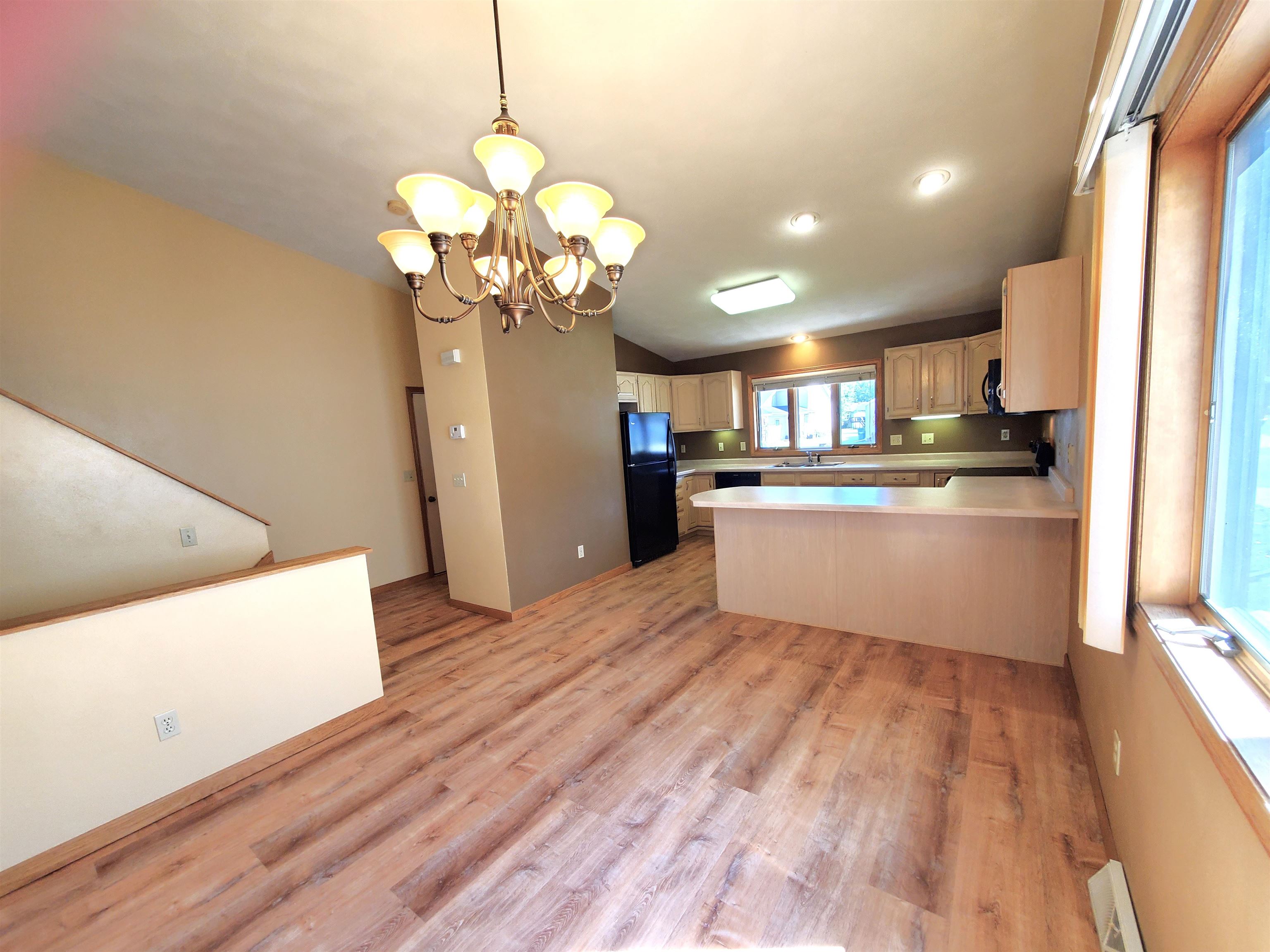 2117 CLOUDVIEW Court