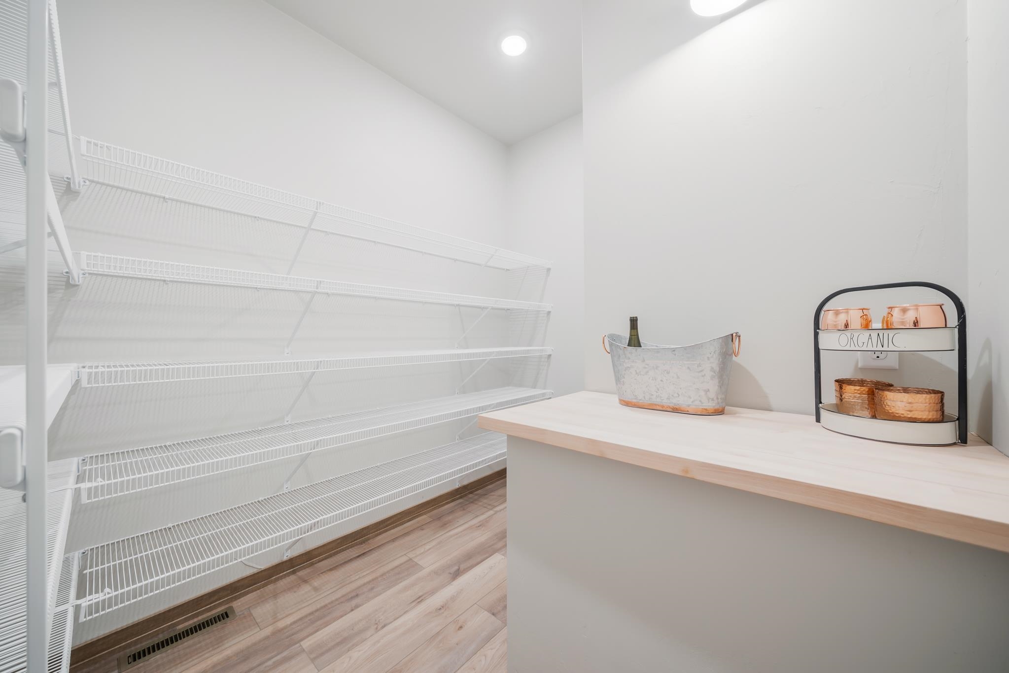 2564 N STELLITA Circle