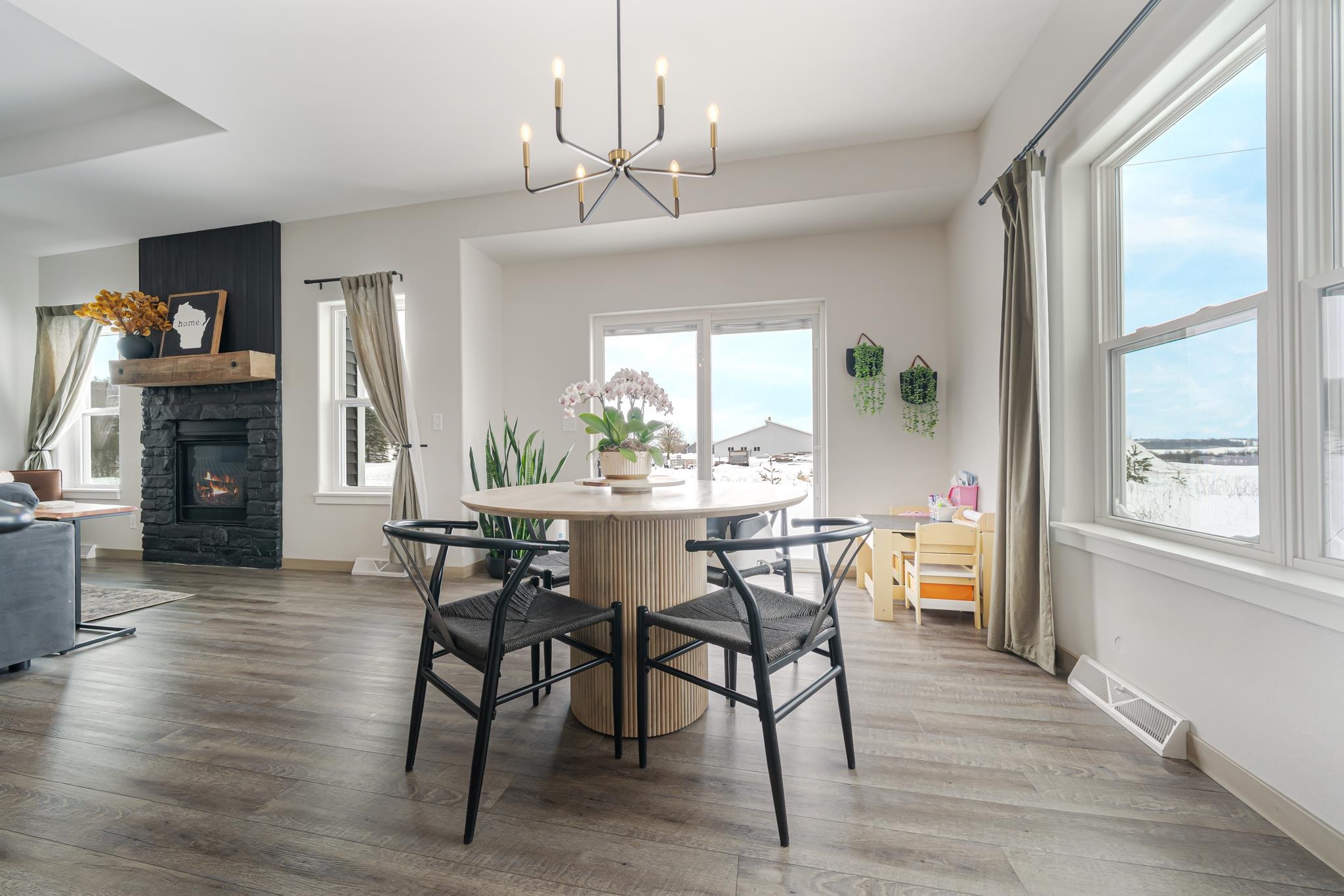 531 S SILVER FOX Drive