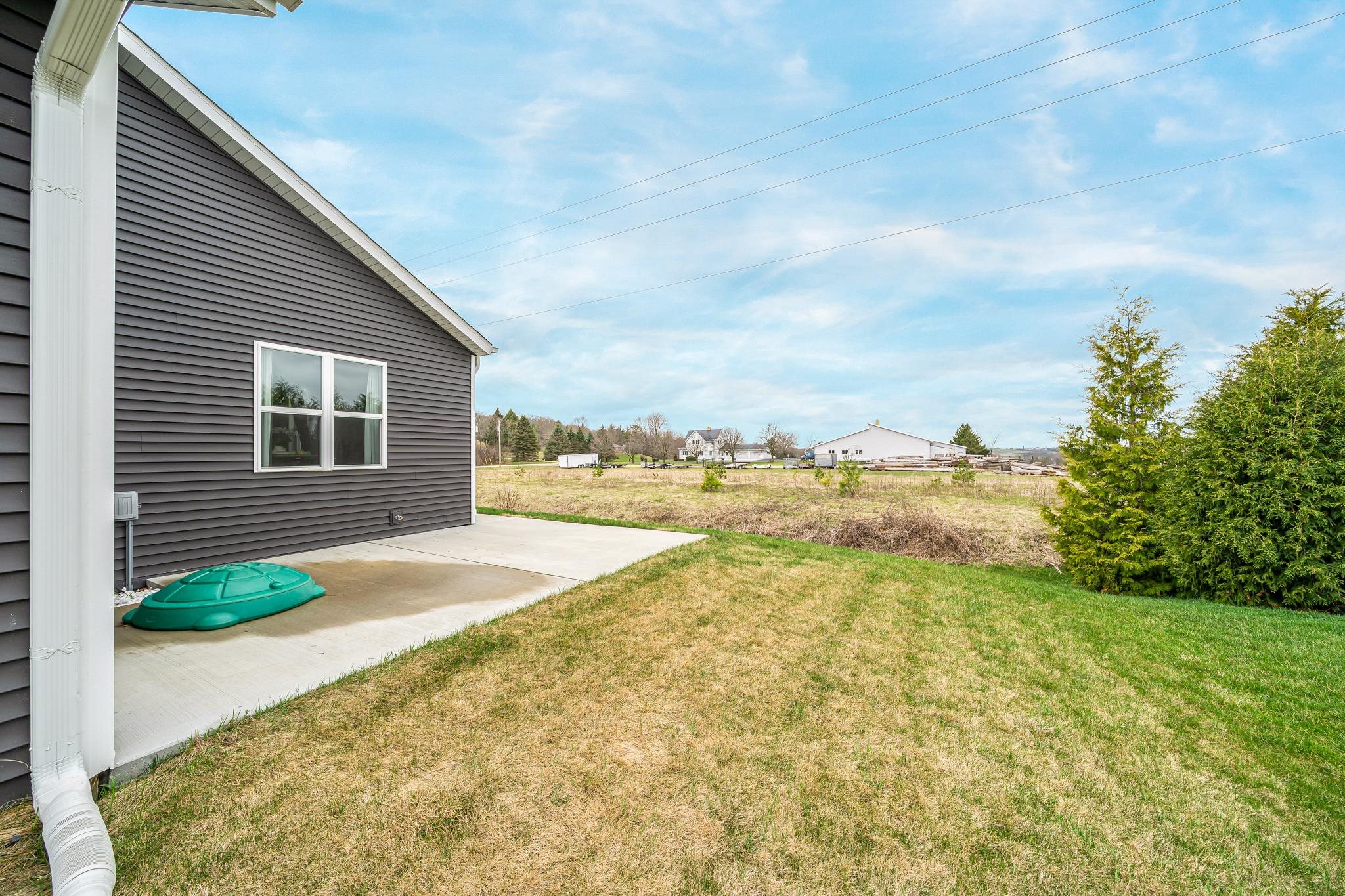 531 S SILVER FOX Drive