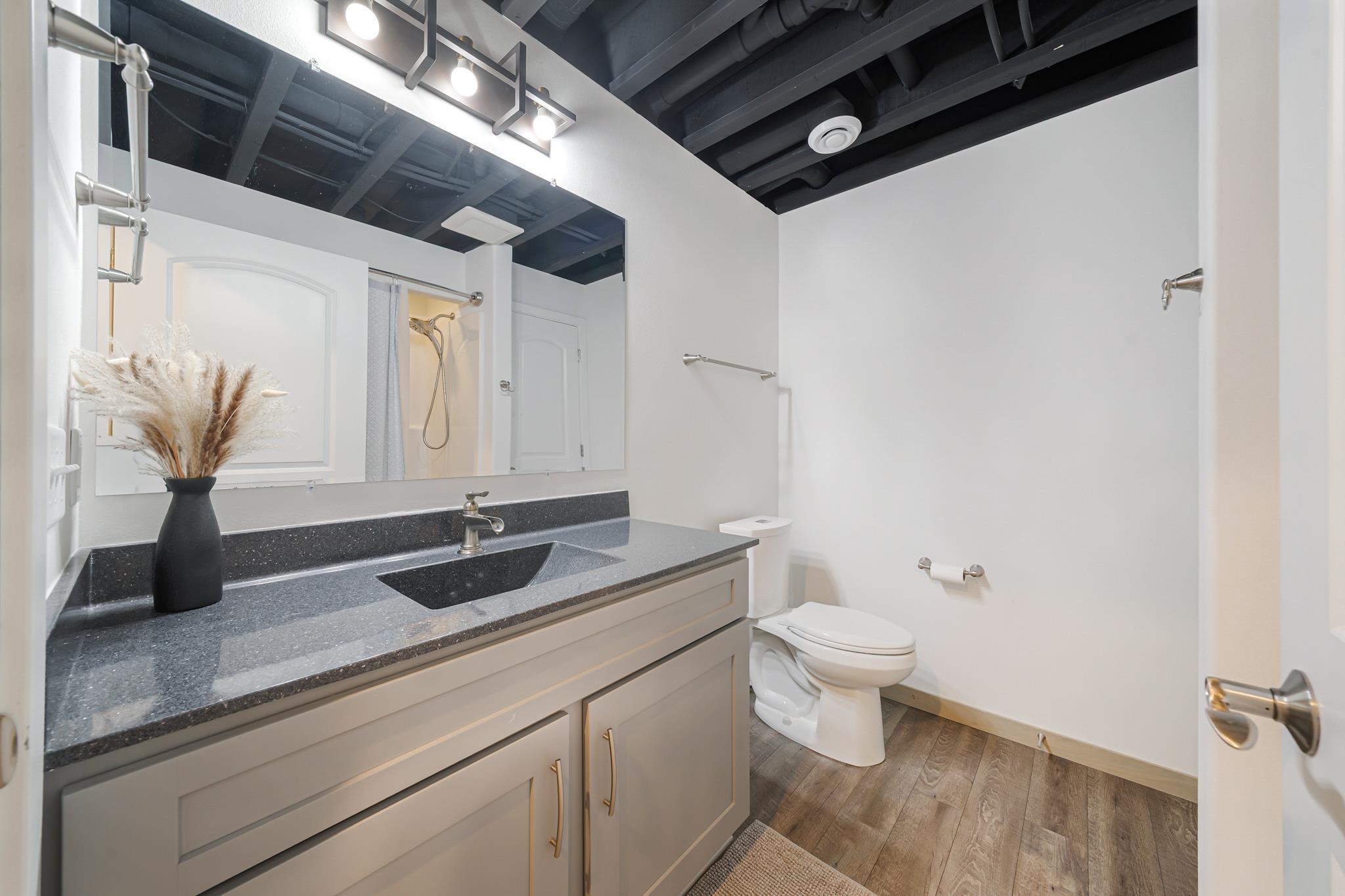 531 S SILVER FOX Drive