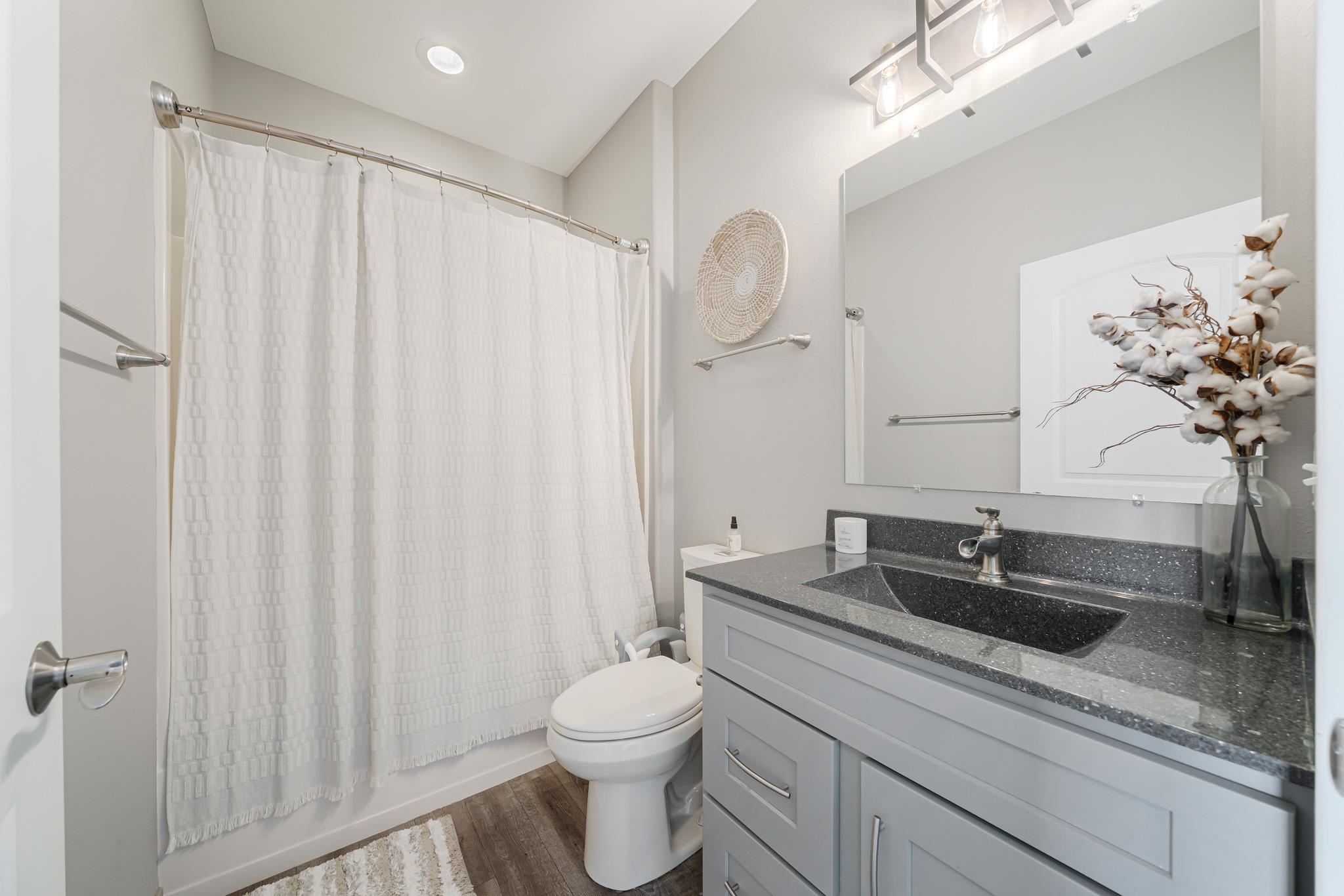 531 S SILVER FOX Drive