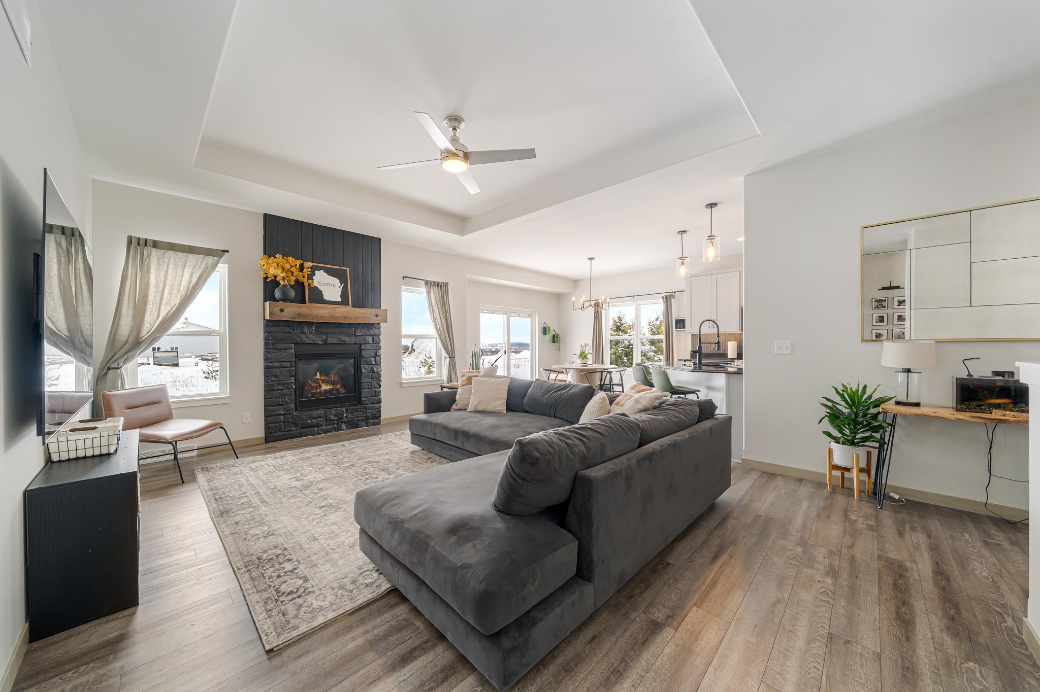 531 S SILVER FOX Drive