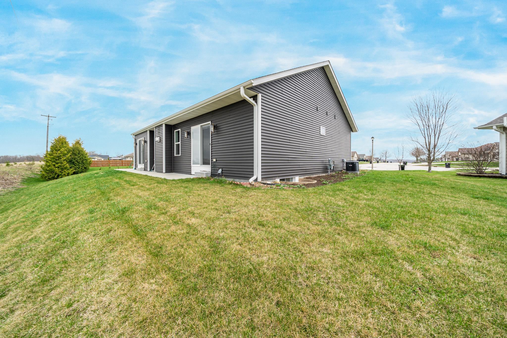 531 S SILVER FOX Drive