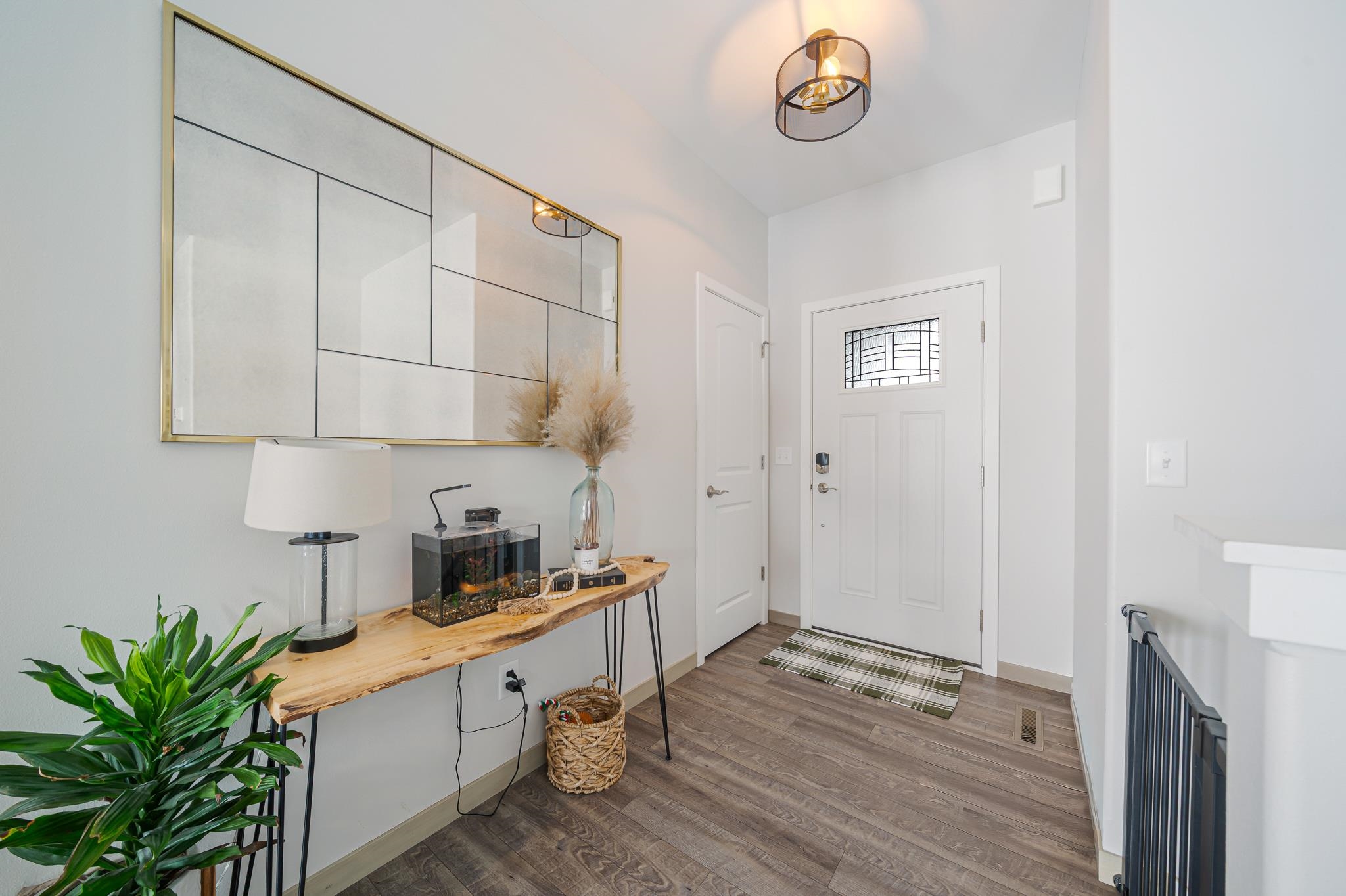 531 S SILVER FOX Drive