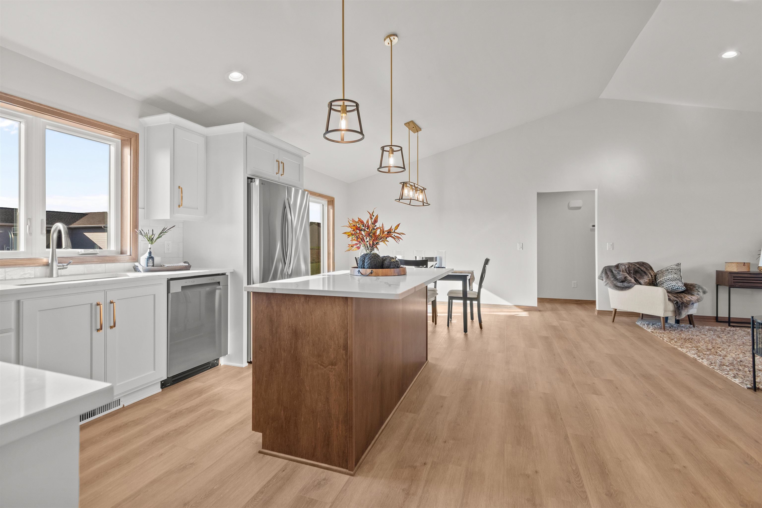 2041 BEAR PAW Trail