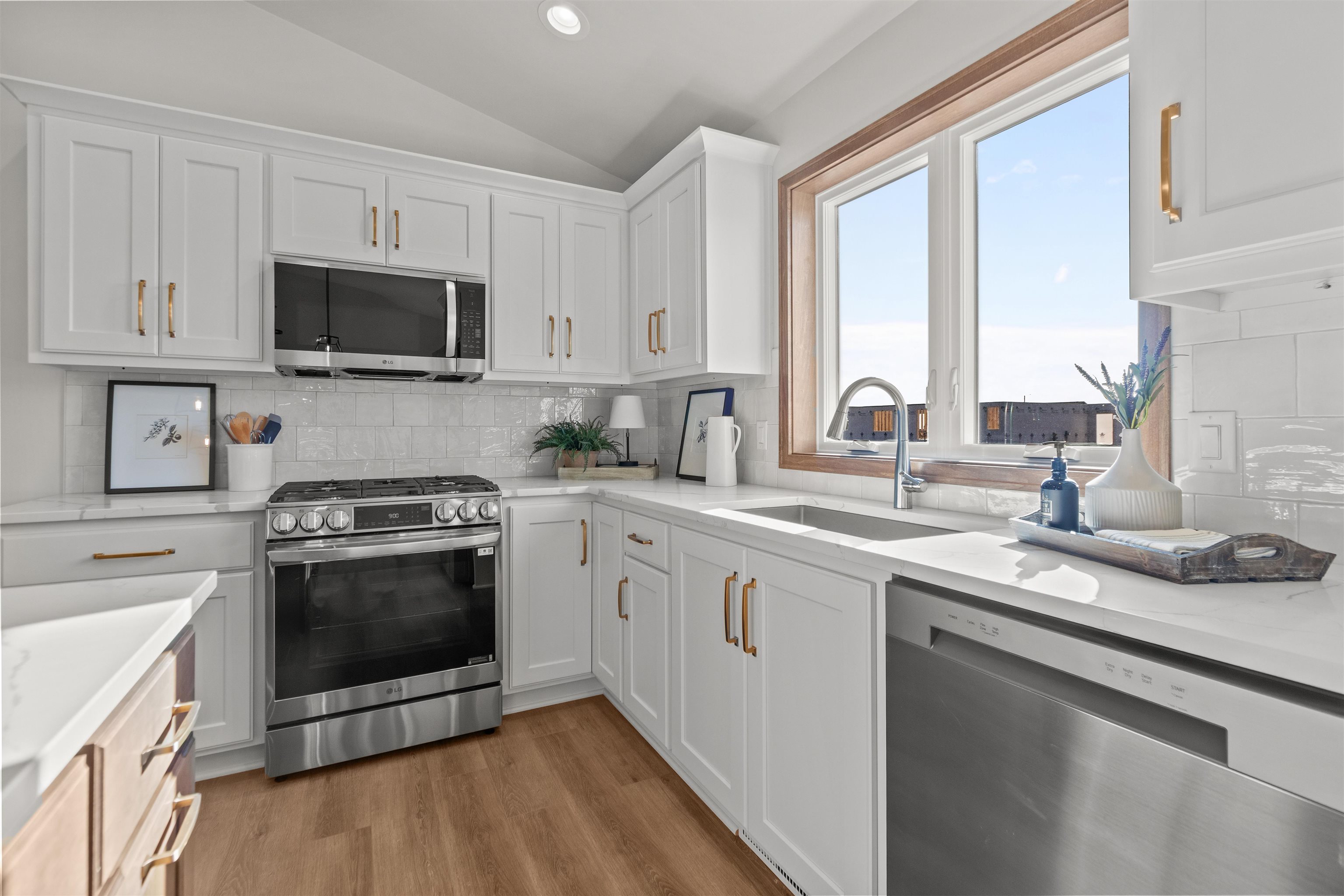2041 BEAR PAW Trail