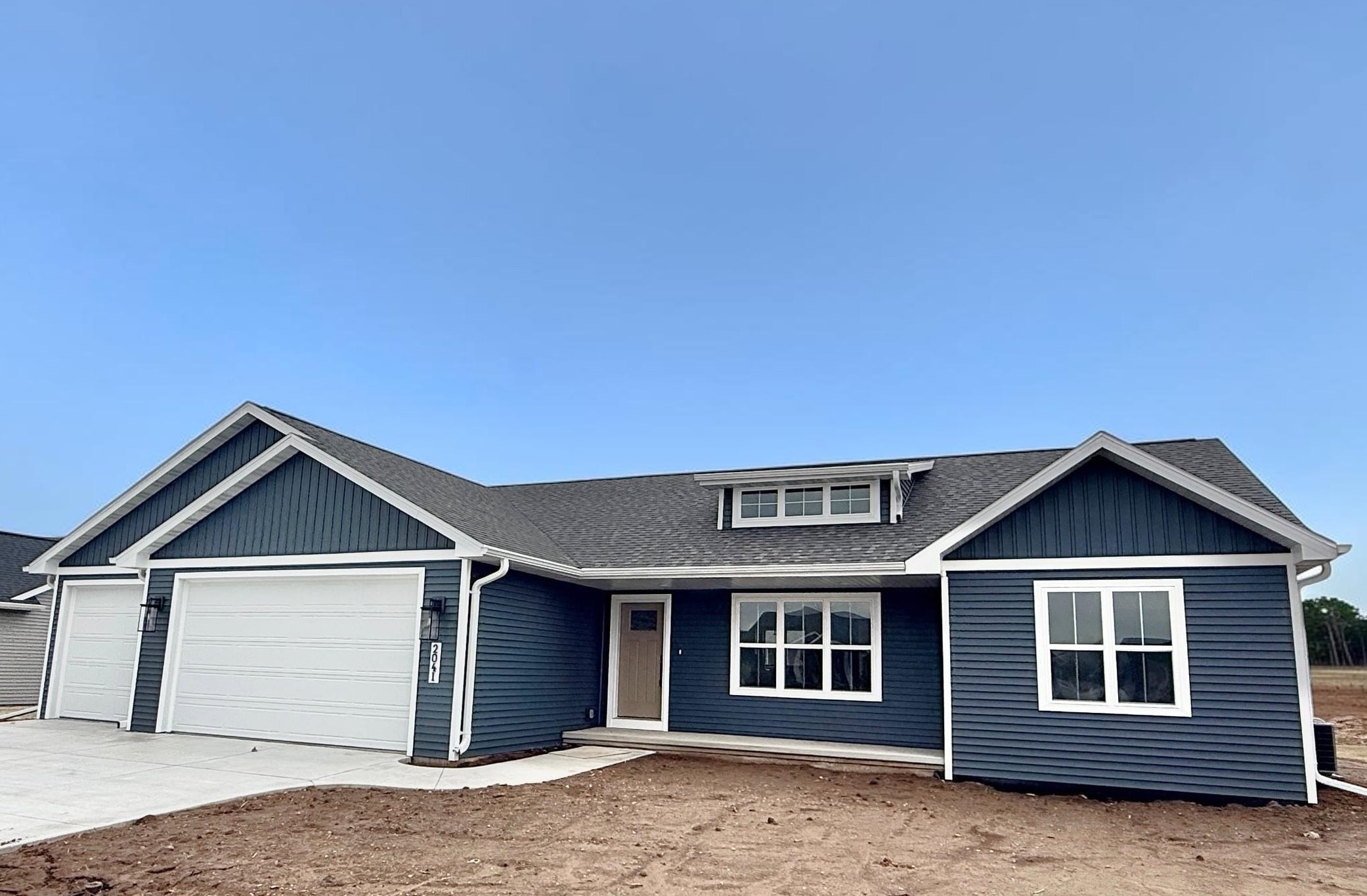 2041 BEAR PAW Trail