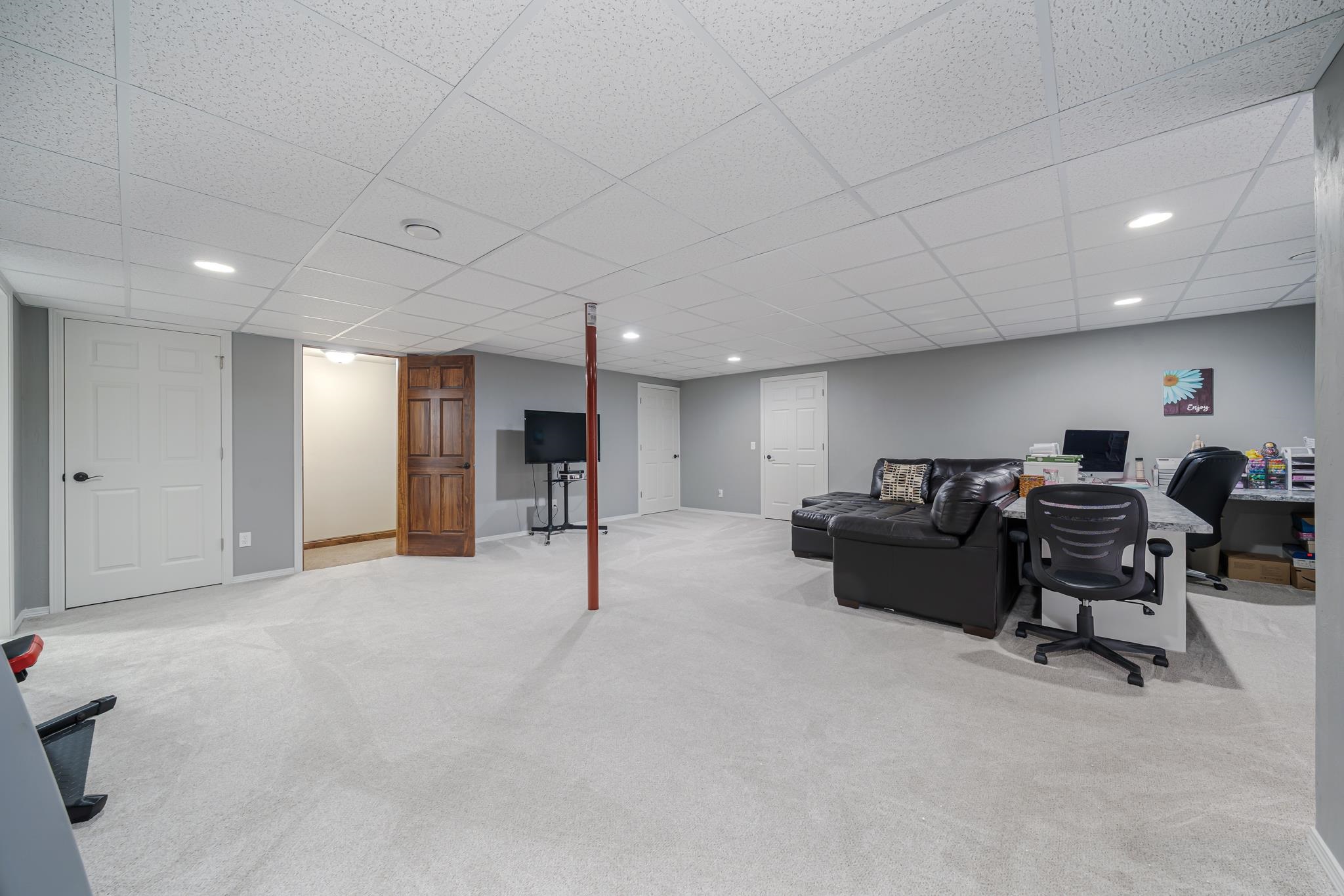 N984 GLENNVIEW Drive