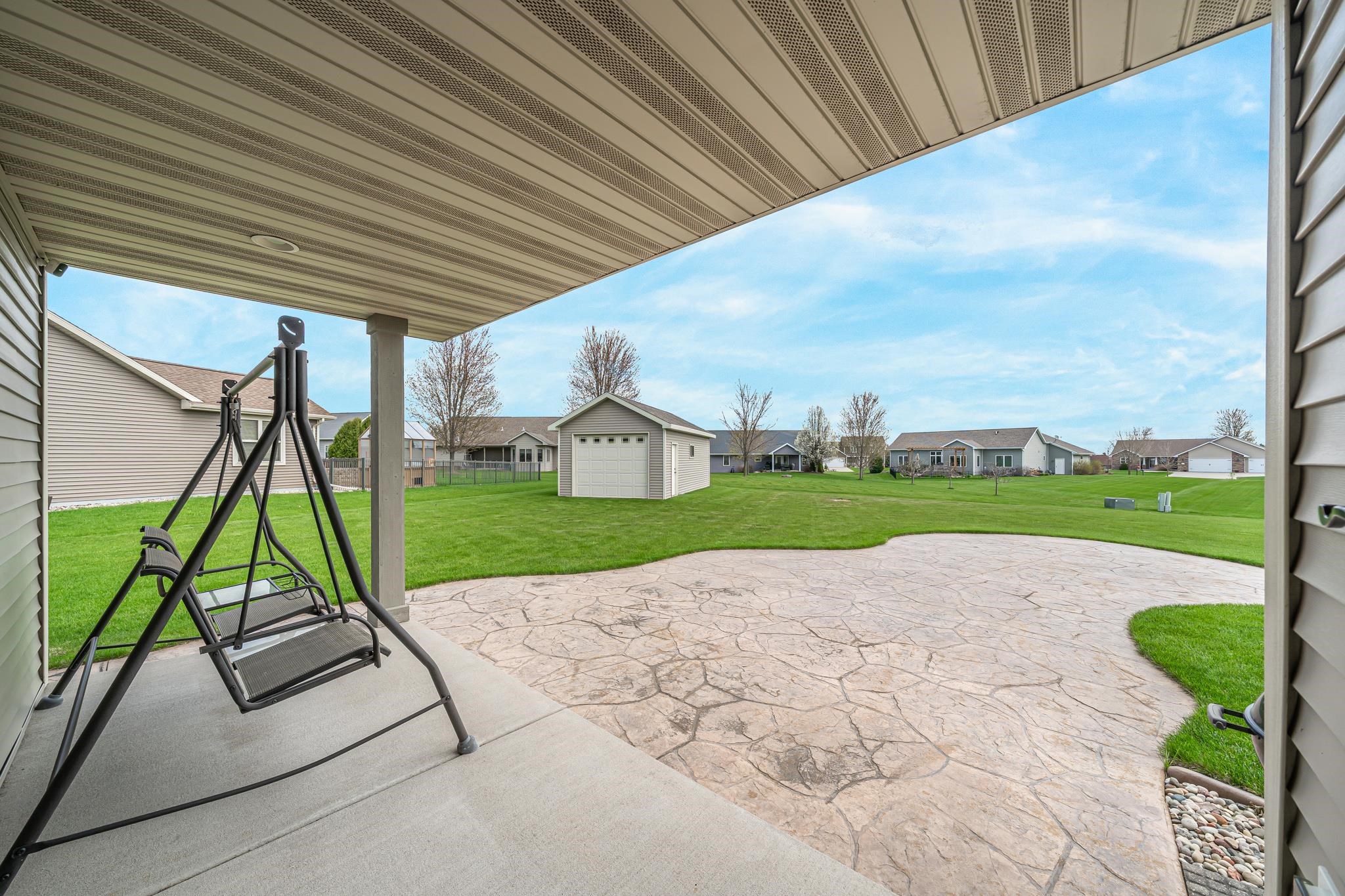 N984 GLENNVIEW Drive