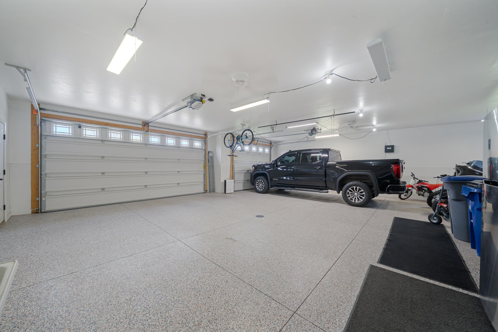 N984 GLENNVIEW Drive