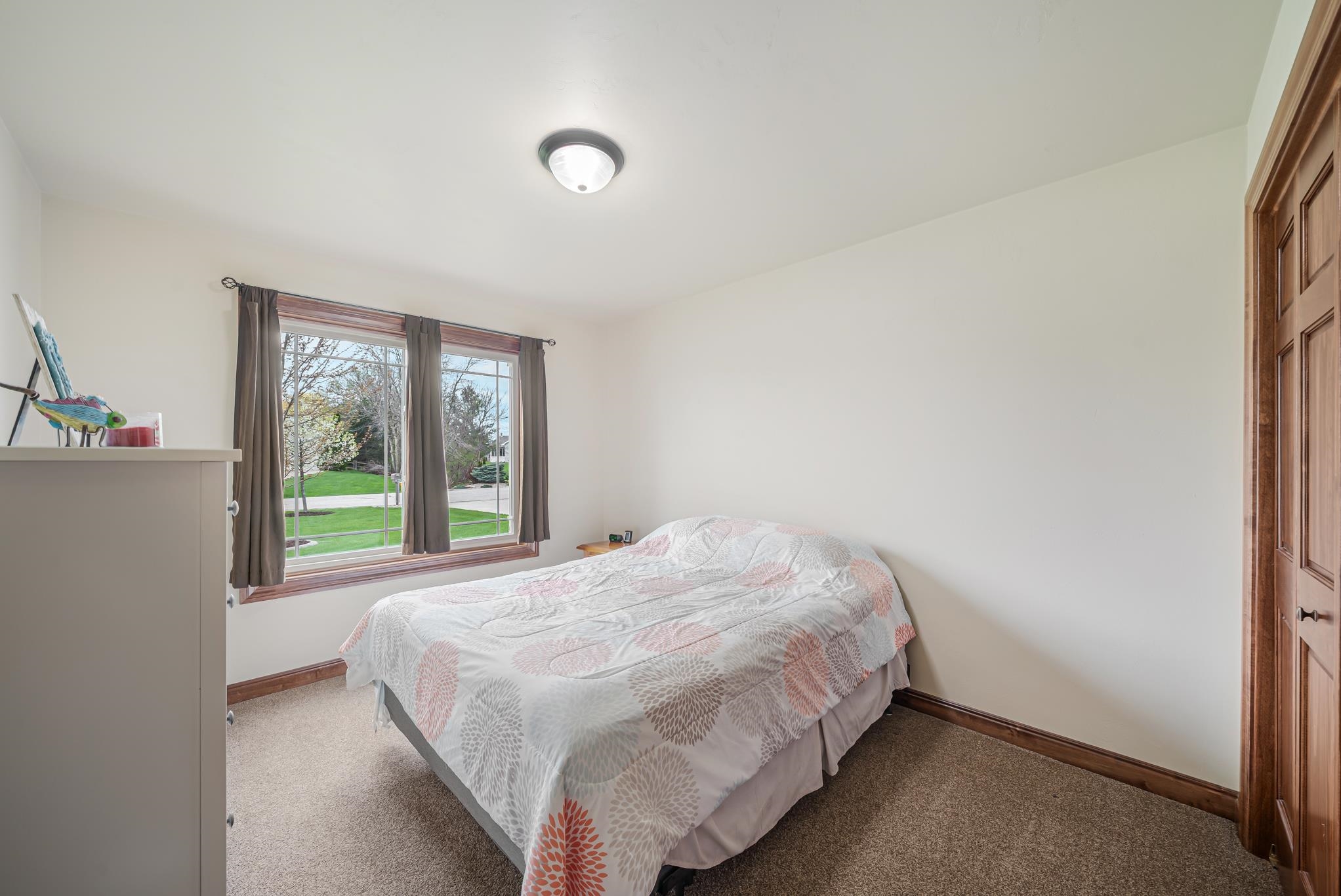 N984 GLENNVIEW Drive