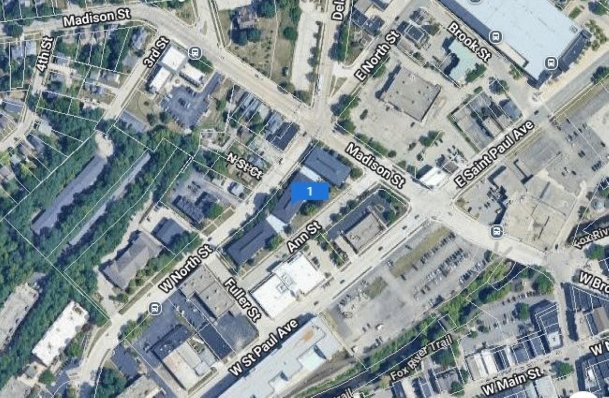 121 W NORTH Street Unit: 27