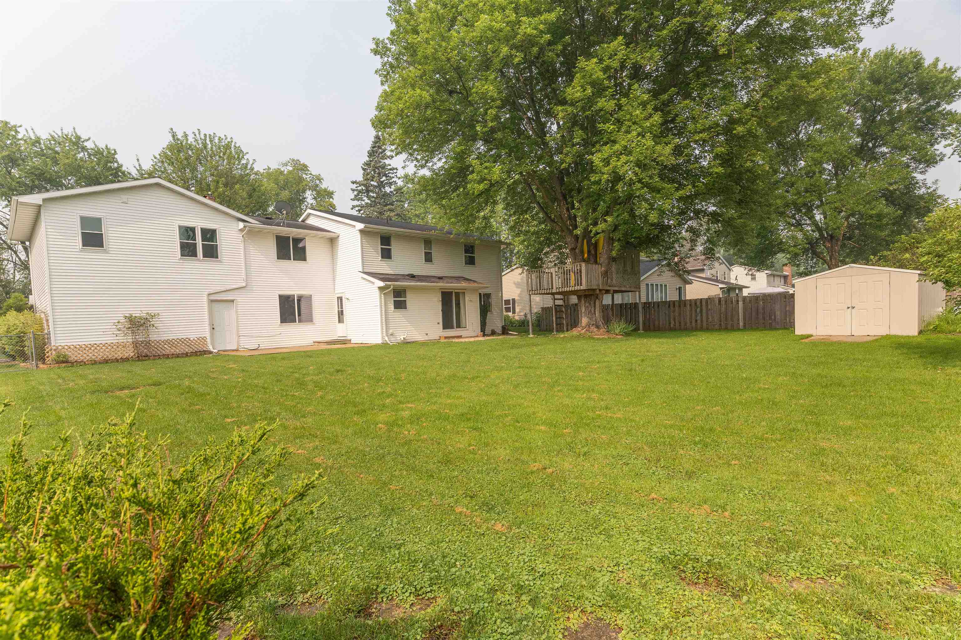 559 HILLTOP Drive