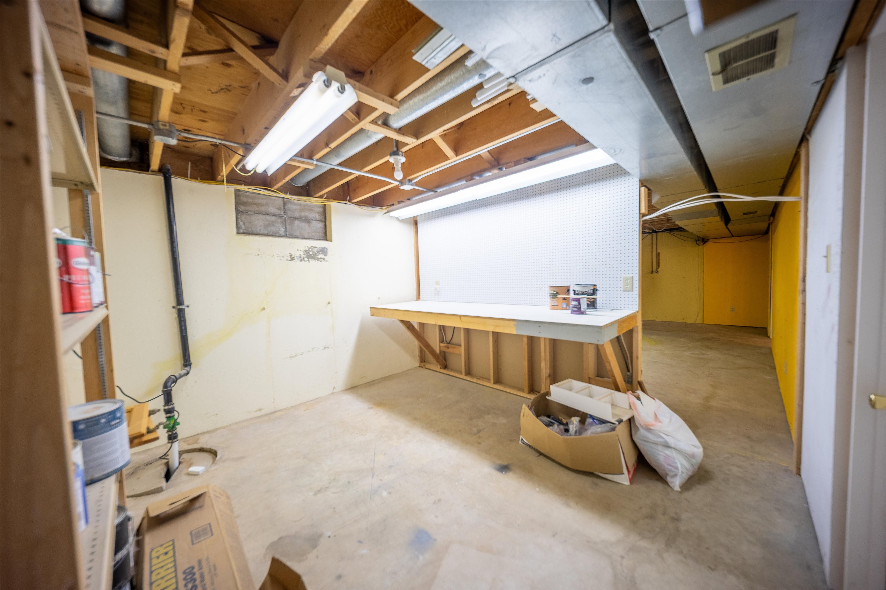 559 HILLTOP Drive