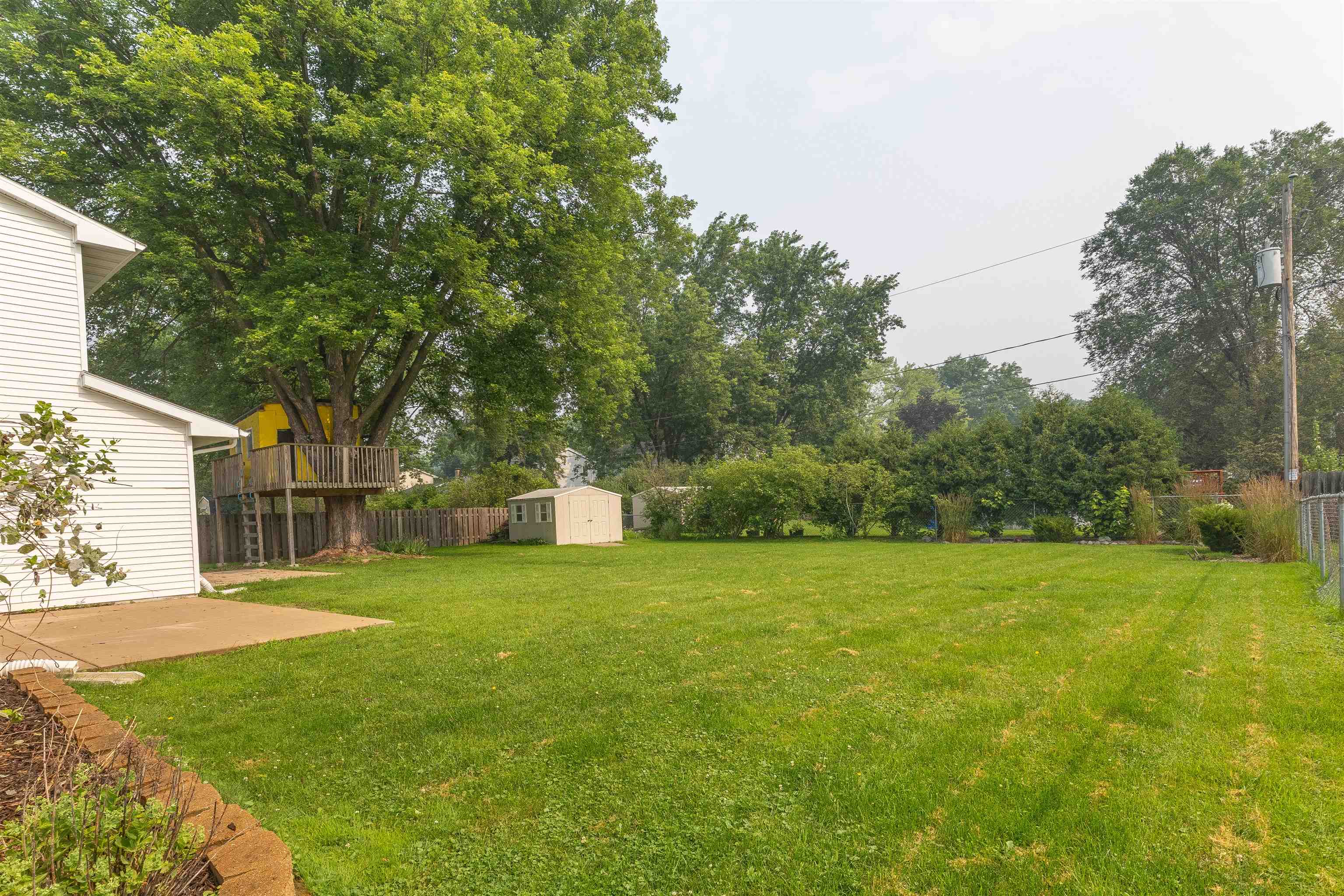 559 HILLTOP Drive