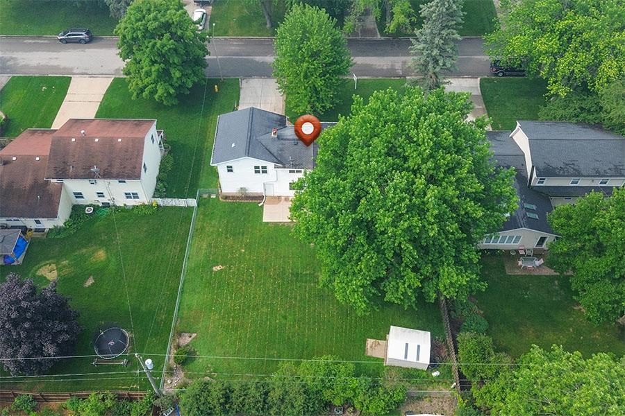 559 HILLTOP Drive