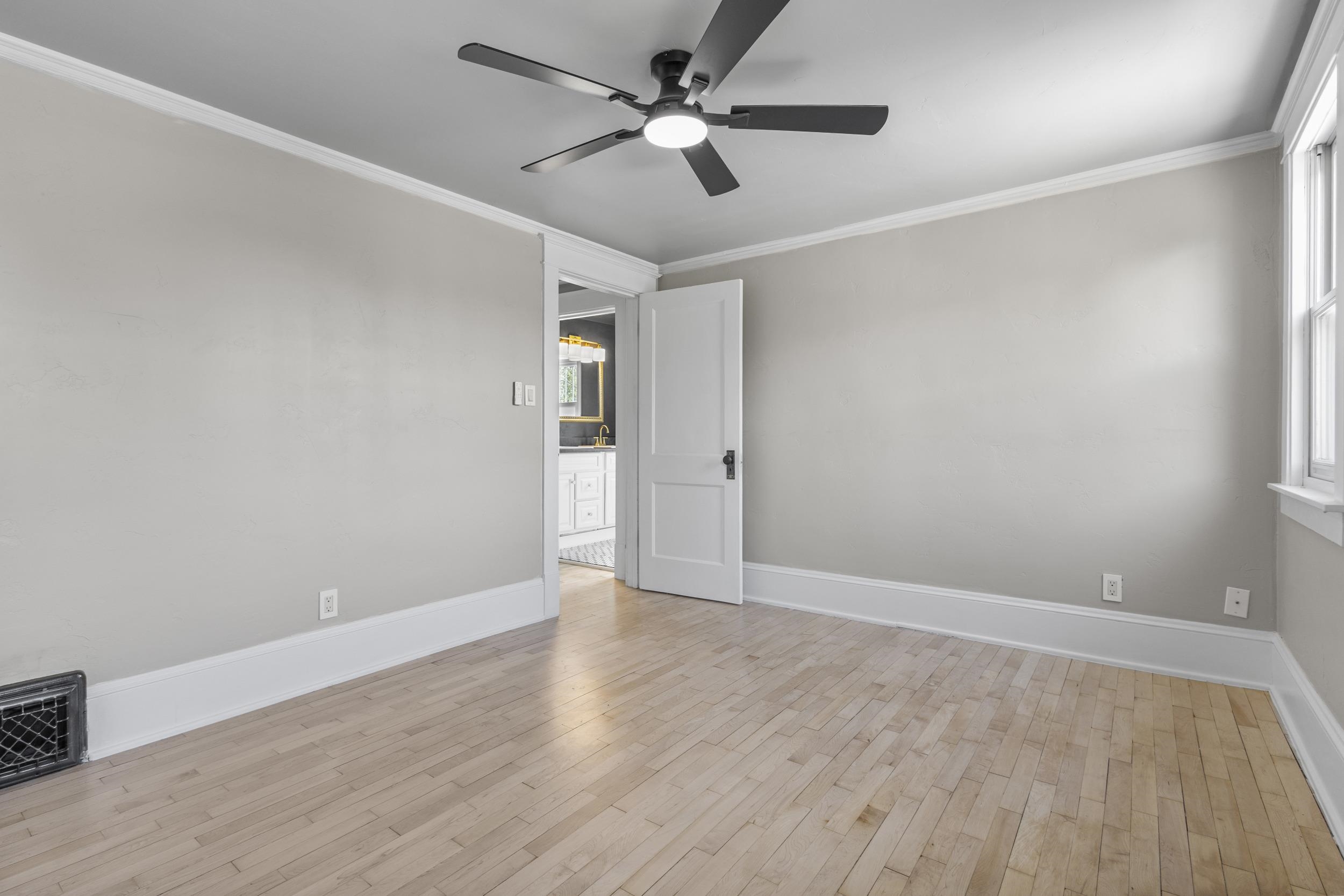 379 NAYMUT Street
