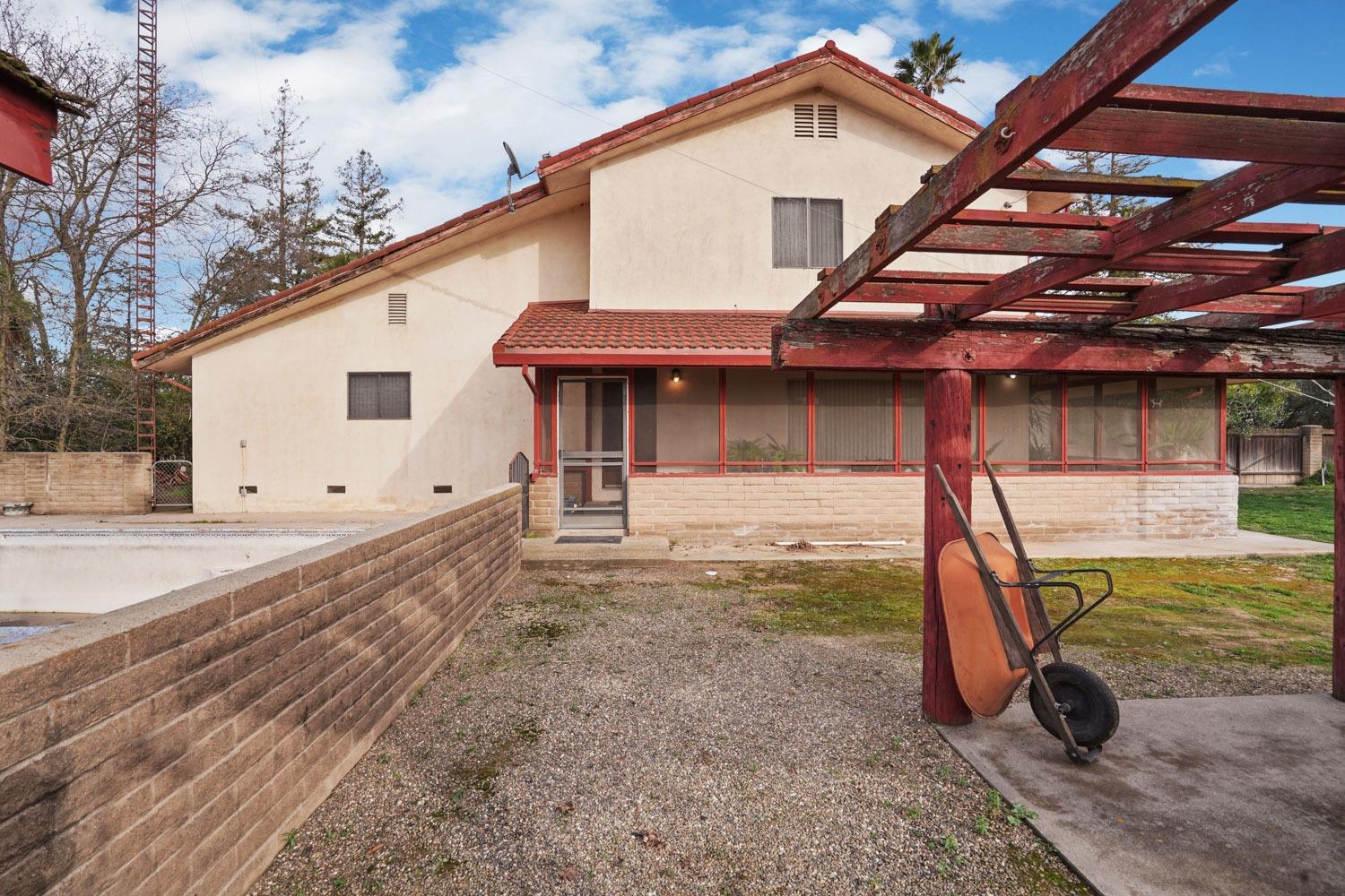 13106 Midway Avenue