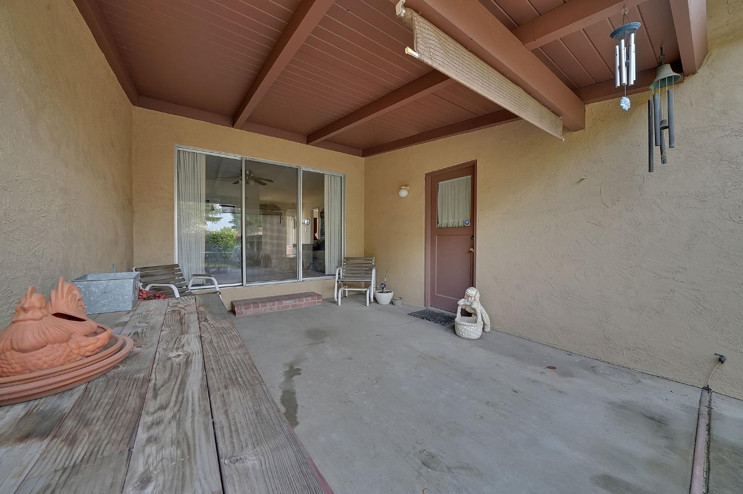 2213 Gateway Circle