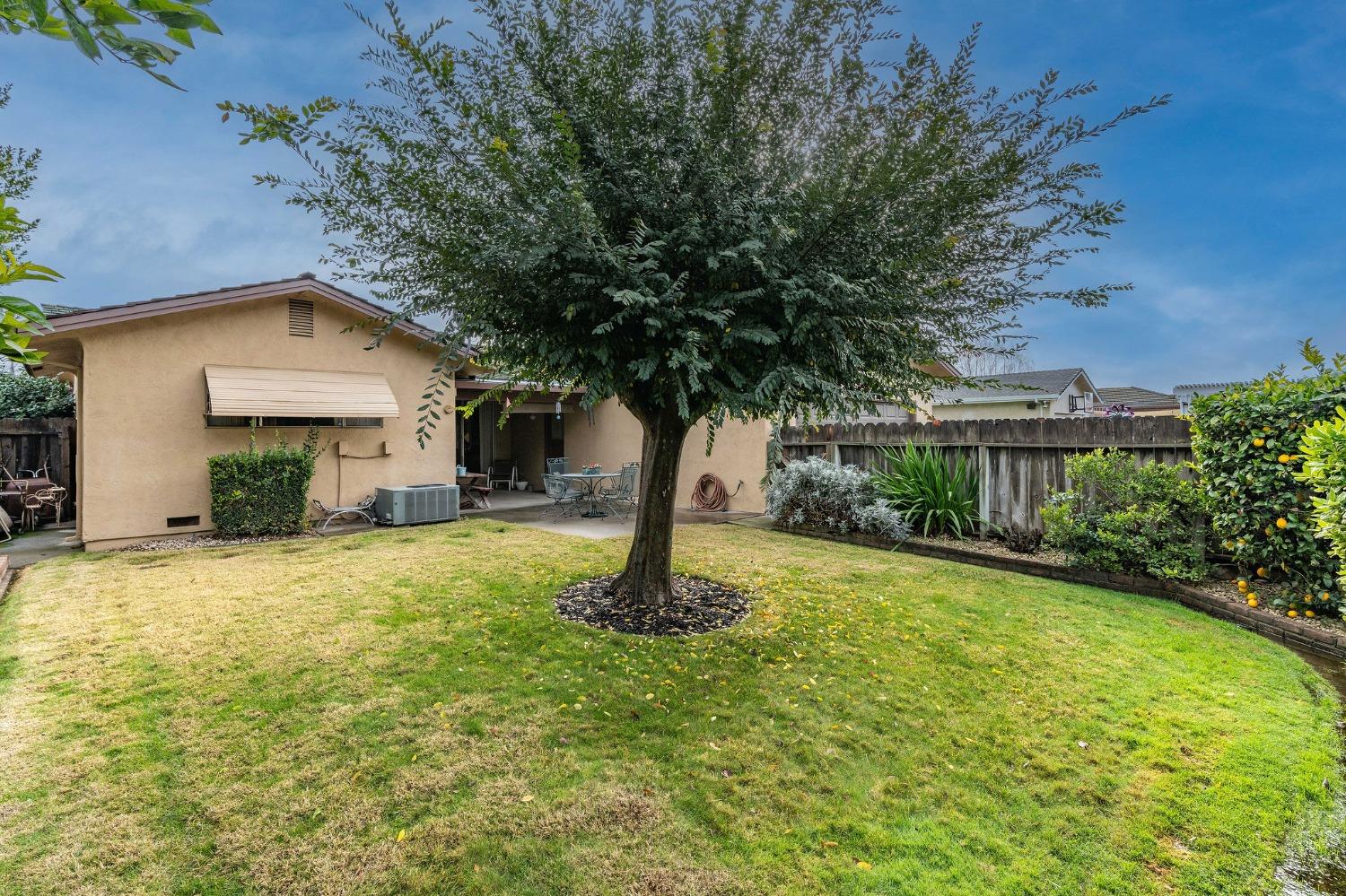 2213 Gateway Circle
