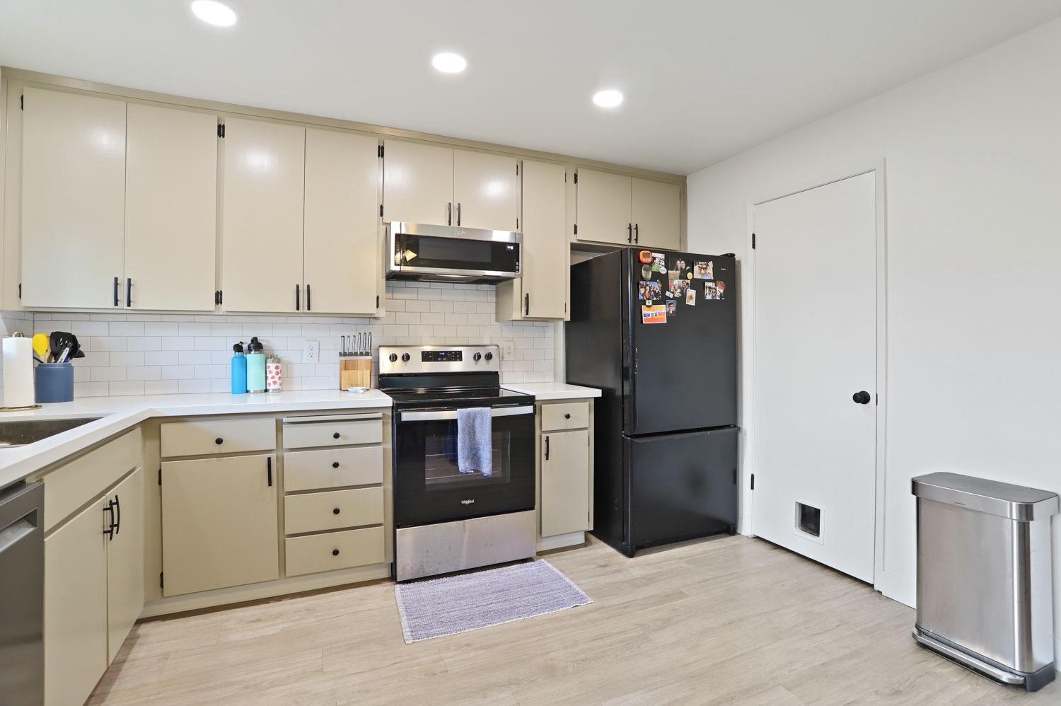 1311 W Century Boulevard 53