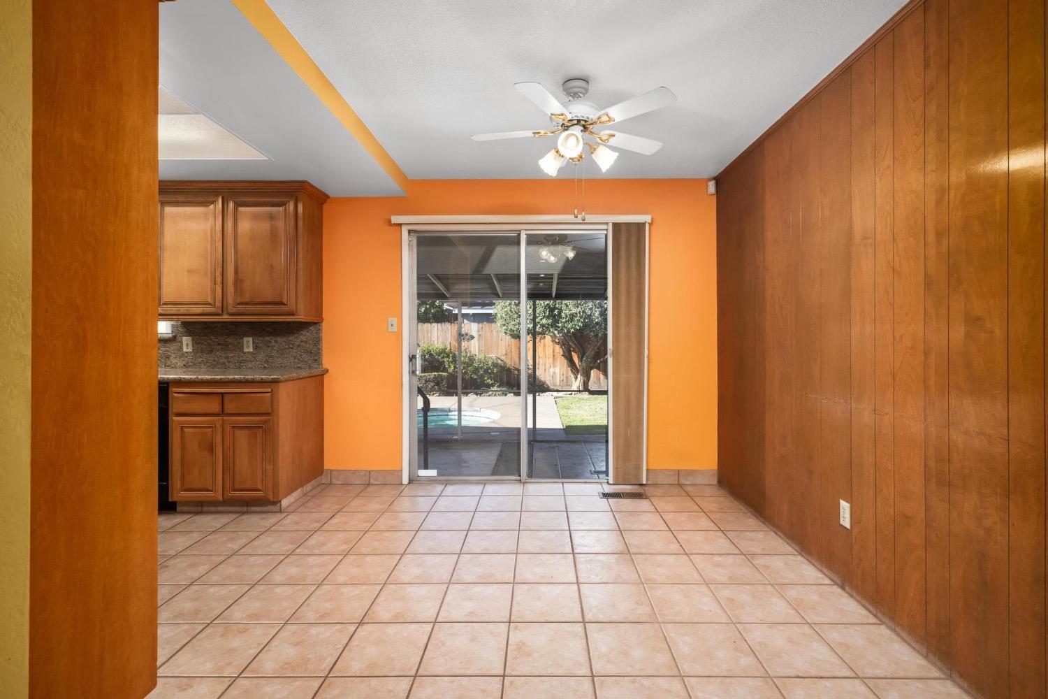 2101 W Walnut Street