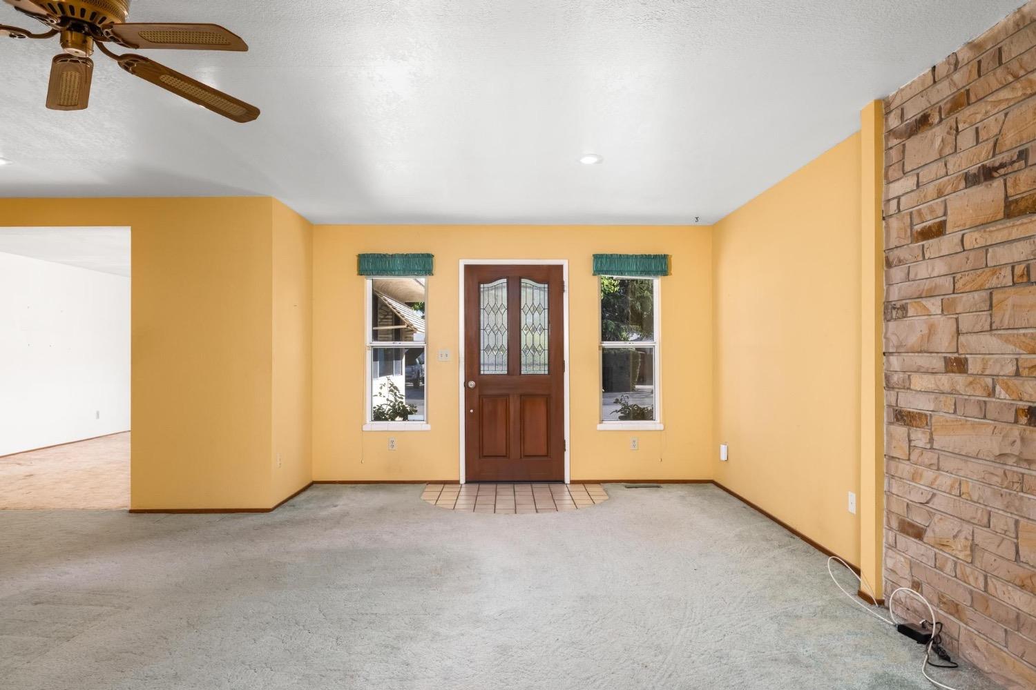 2101 W Walnut Street
