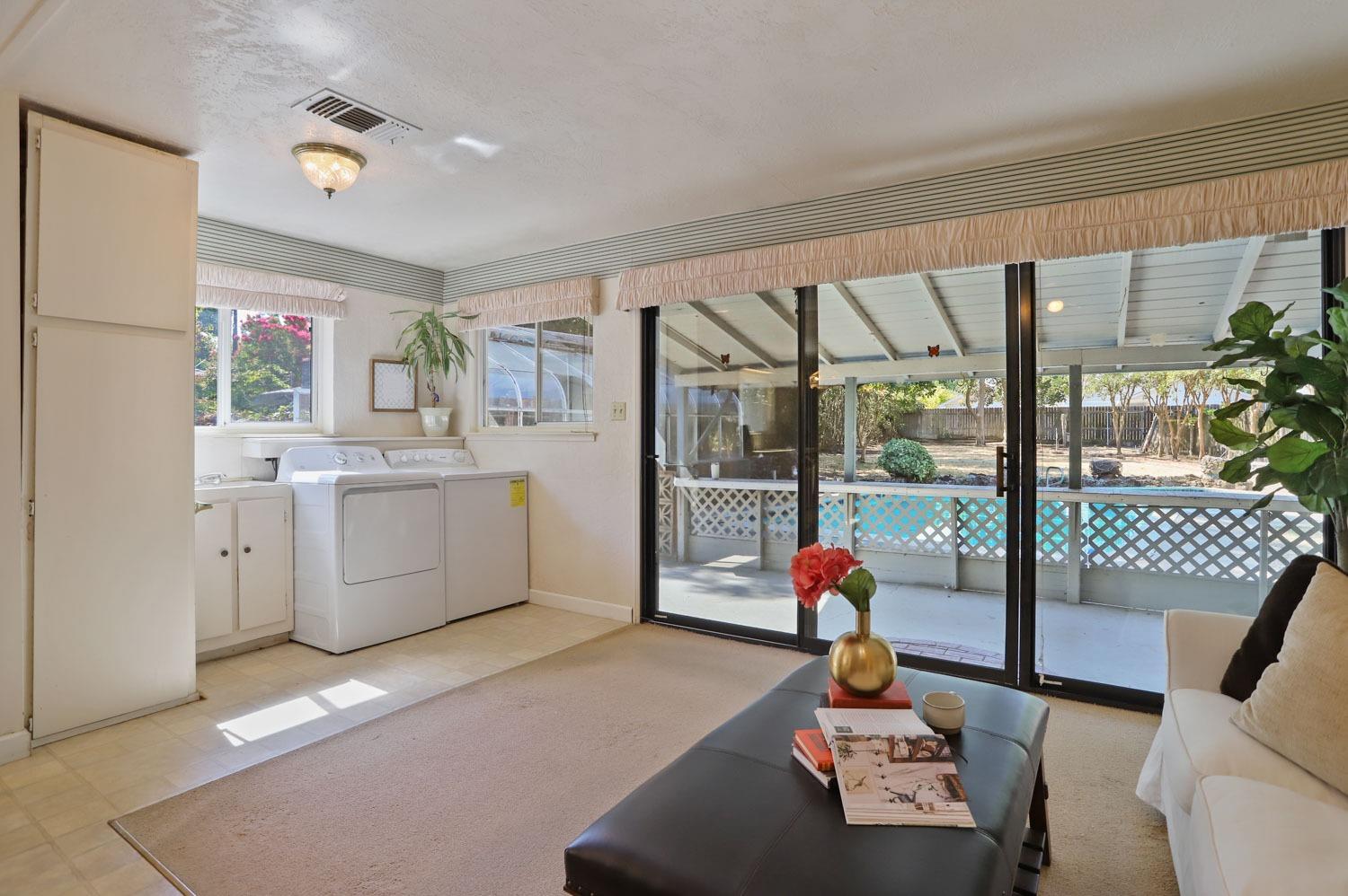 1328 Sharon Way