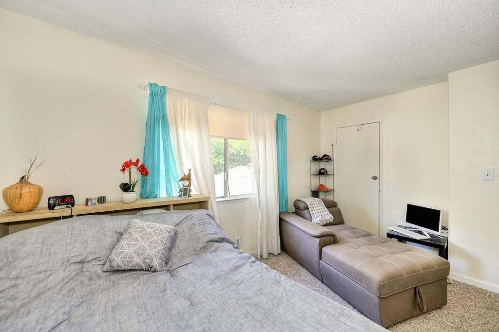 2029 Benita Drive 3