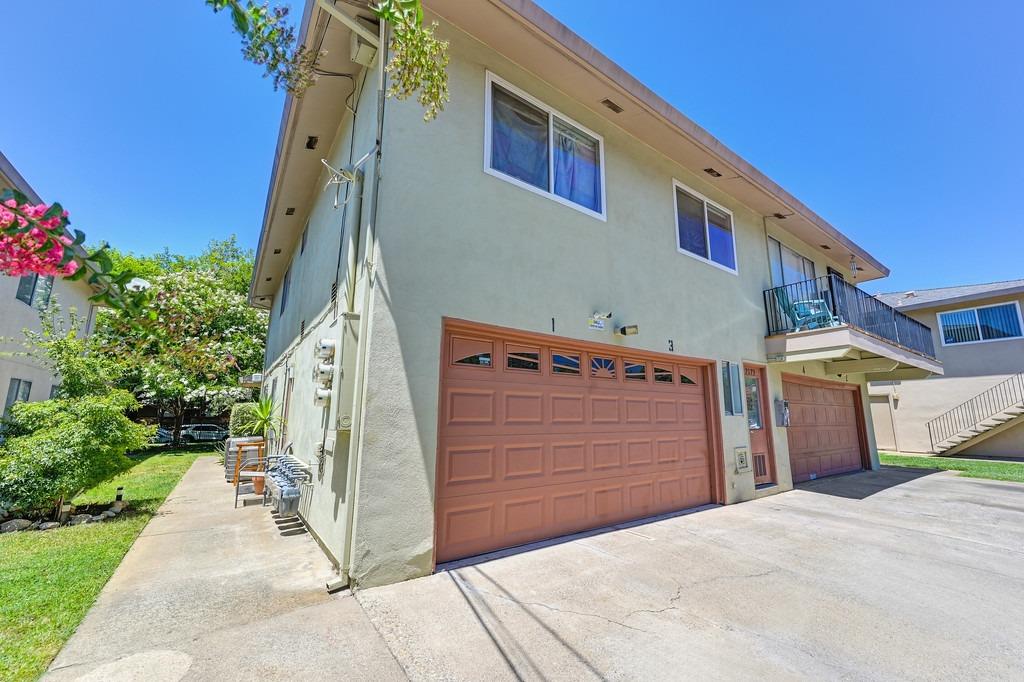 2029 Benita Drive 3