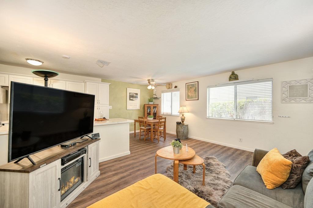 2029 Benita Drive 3