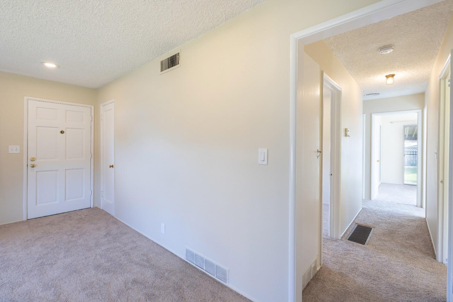 240 W Essex Street