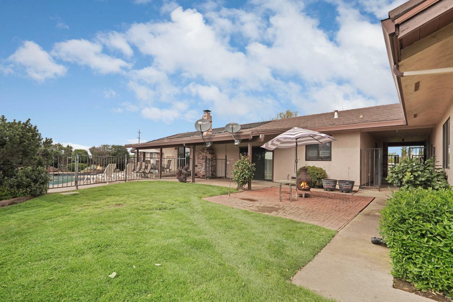 1080 E Peltier Road