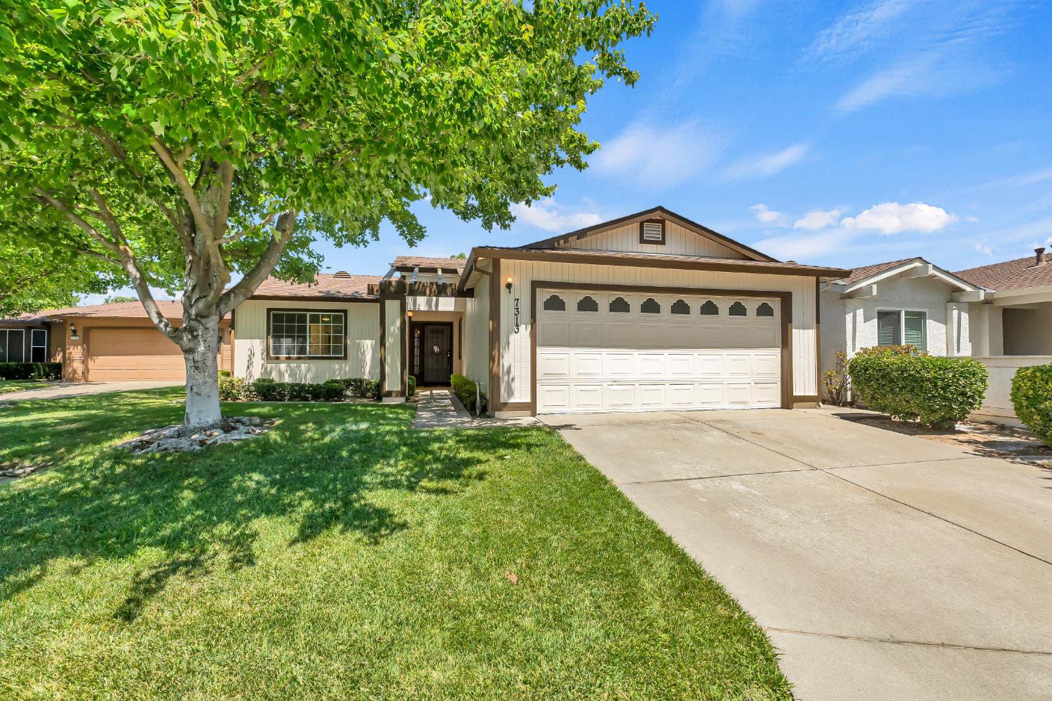 7313 Sunsilver Lane
