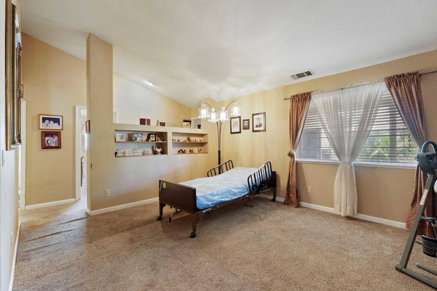 211 Wren Drive