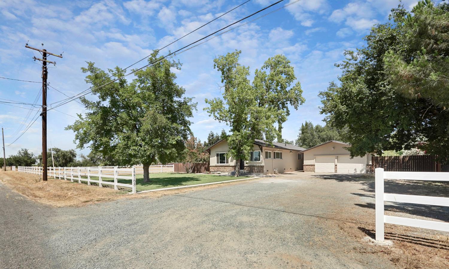 12768 Bergeron Road