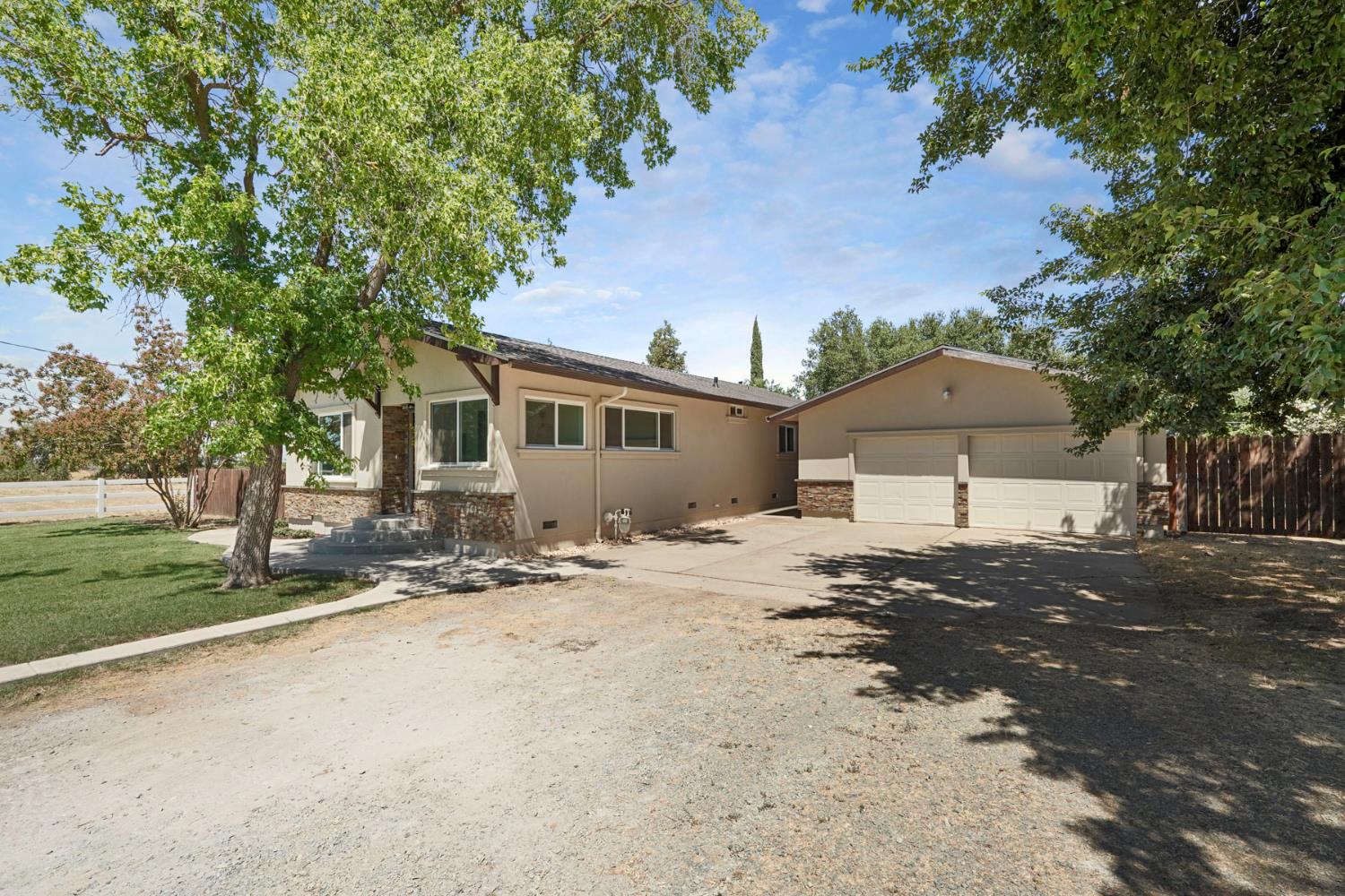 12768 Bergeron Road