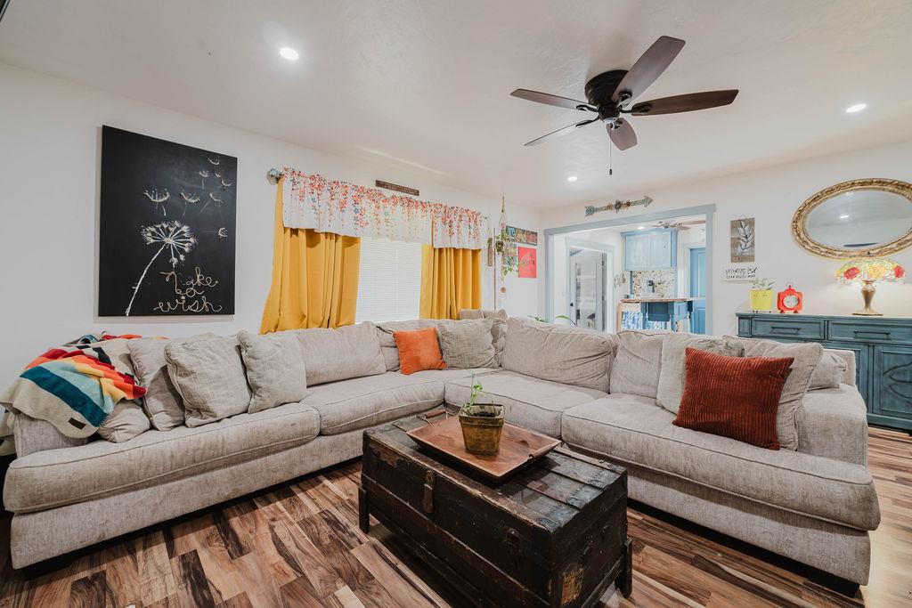 800 S Crescent Avenue