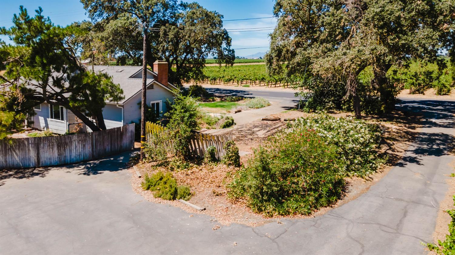 15840 N Devries Road 15740