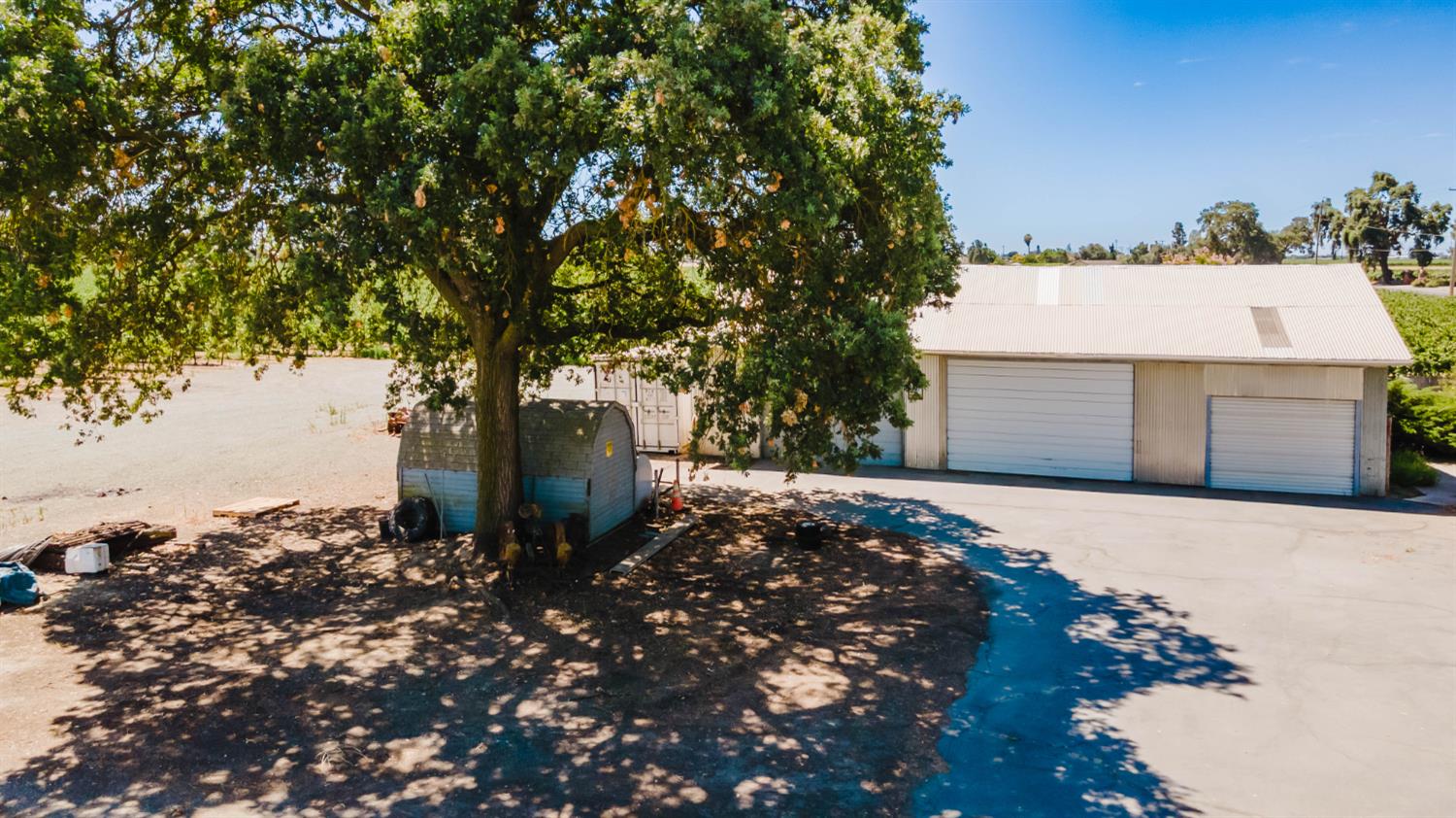 15840 N Devries Road 15740