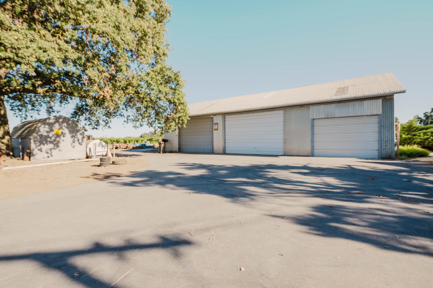 15840 N Devries Road 15740