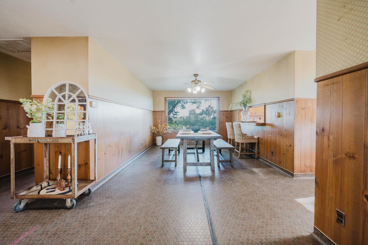 15840 N Devries Road 15740