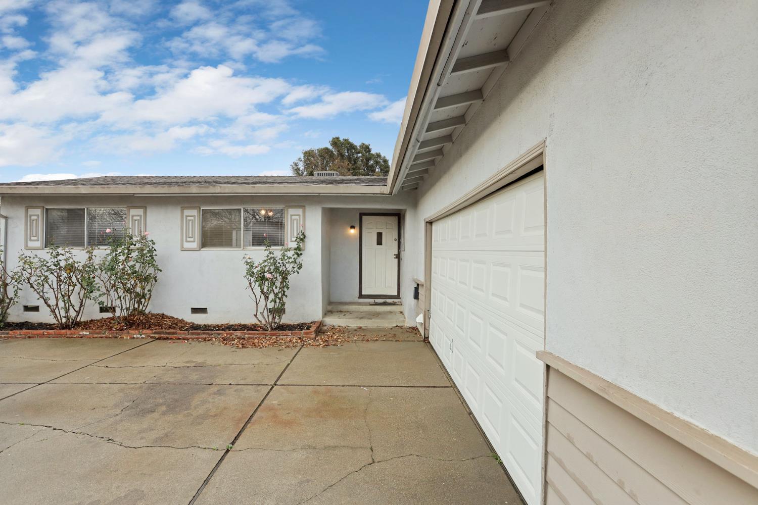 9033 Santa Maria Way