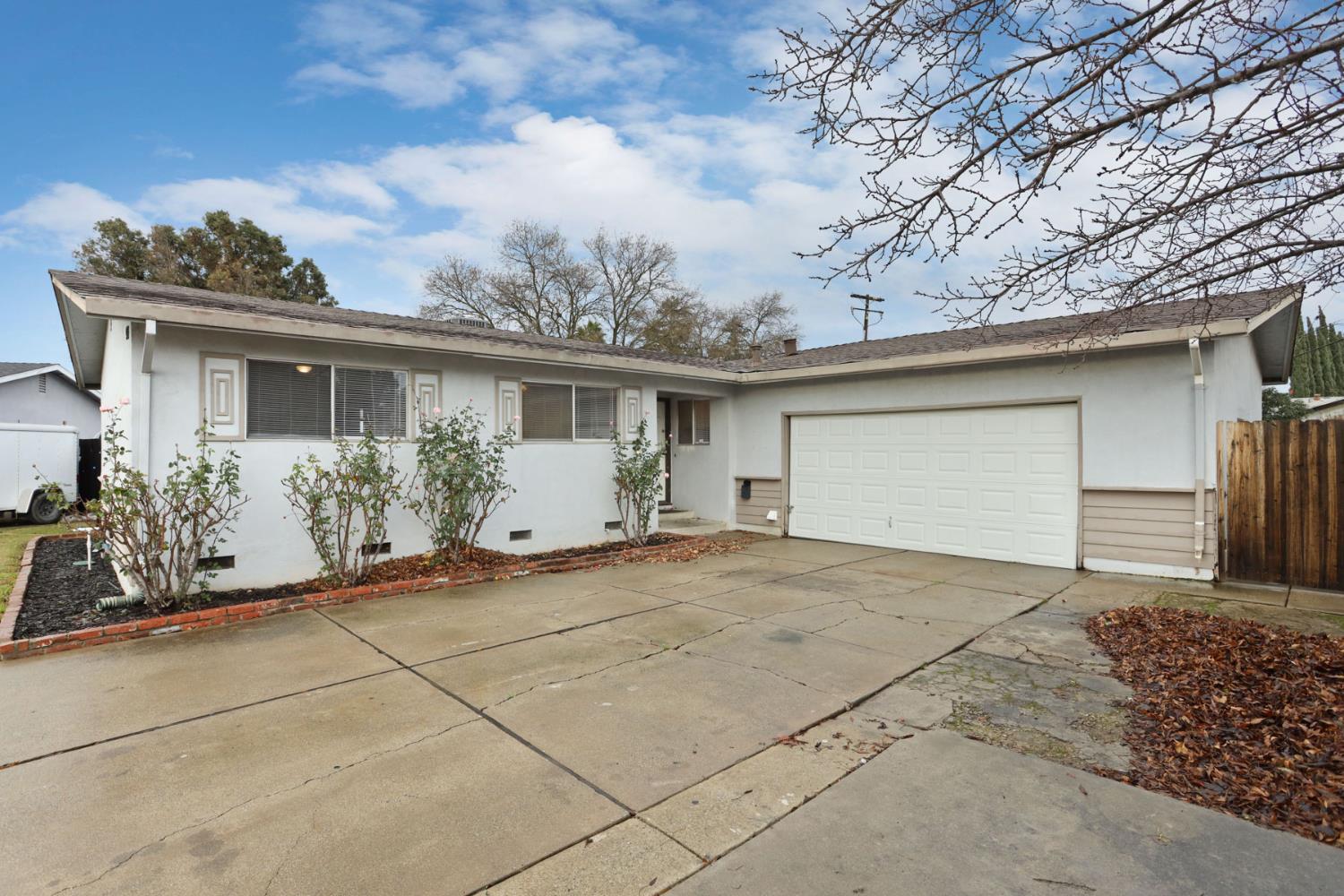 9033 Santa Maria Way