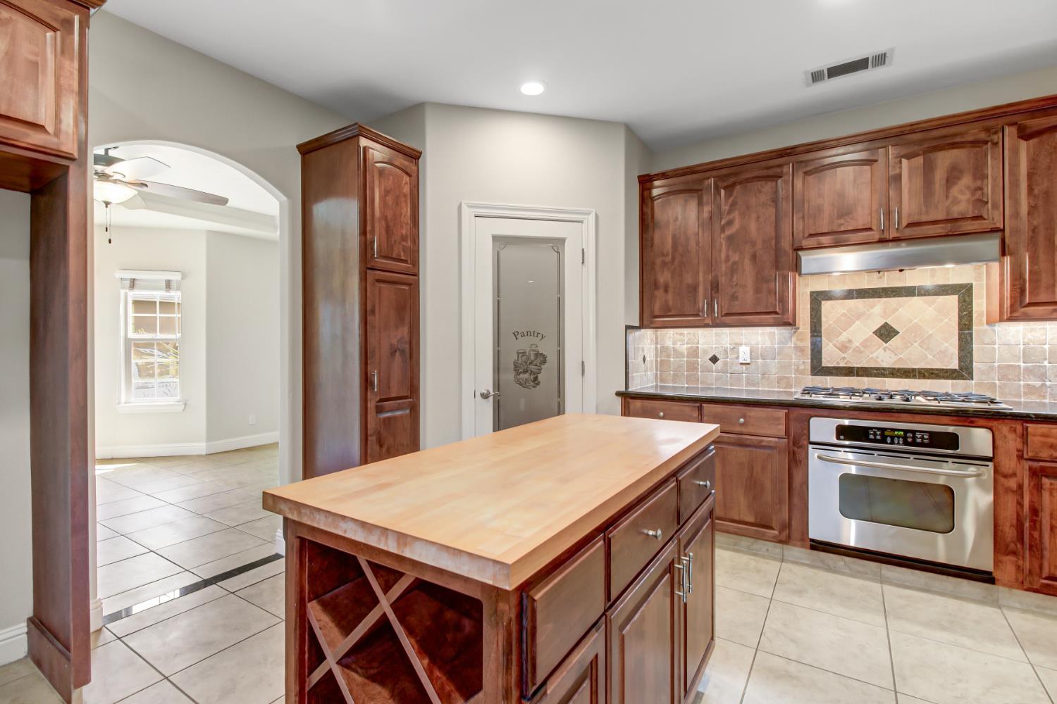 1213 Stonebridge Drive