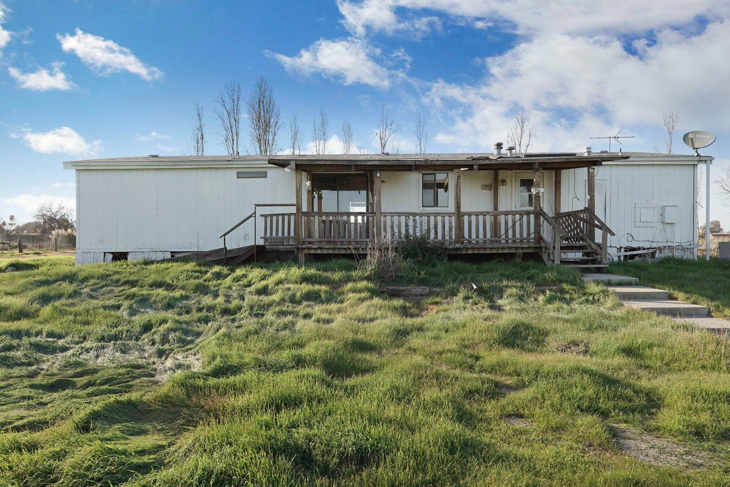 16321 Wing Levee Road
