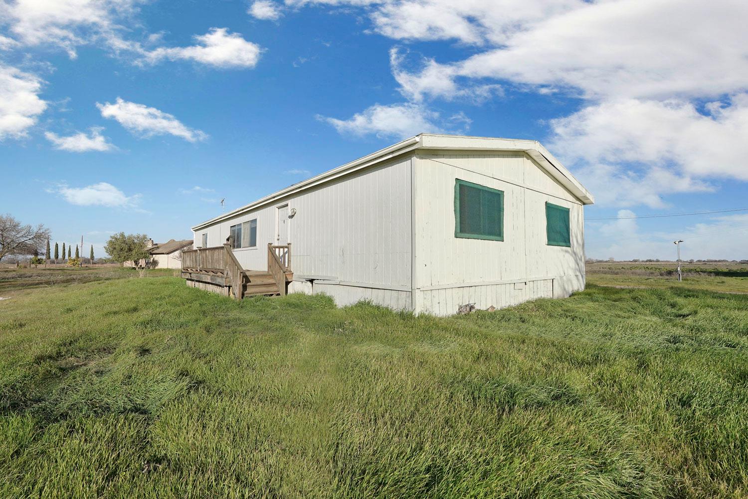 16321 Wing Levee Road
